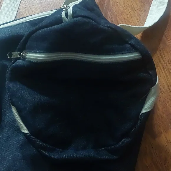Duffel bag - Picture 4 of 5